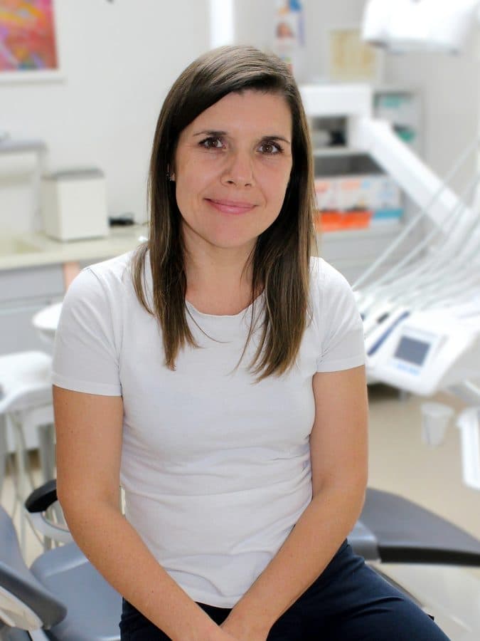 Gordana Lešnik, univ. dipl. prevajalka, Administracija in tuji jeziki, nemščina in angleščina