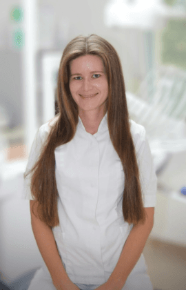 Lea Strelec, dr. dent. med., Zobozdravnica